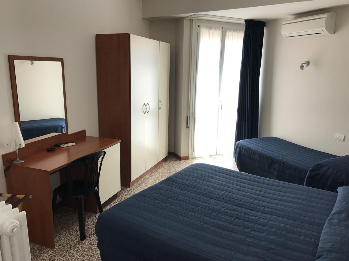 Hotel Turismo Europa Casal Borsetti Exterior photo